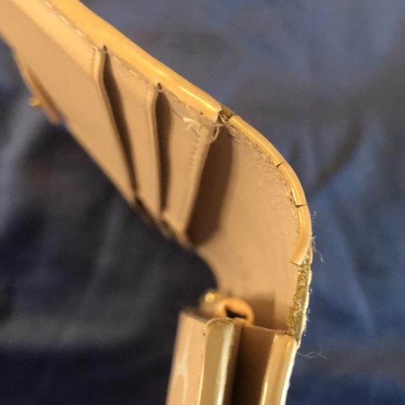 Kate Spade New York Putnam Drive Splodge Cyra Dot Large Flap Wallet - Picture 11 of 12